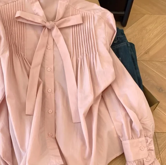 Pink Pleated Bow Tie Blouse - Picture 4 of 5